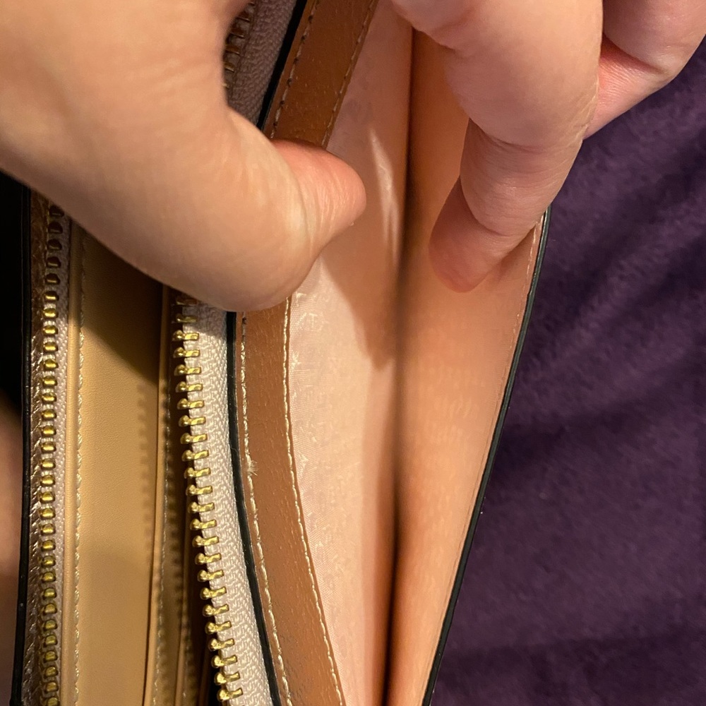 Champagne Kate Spade wallet - Picture 5 of 5